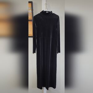 Jones New York Black Velvet Long Sleeve Turtleneck Maxi Dress